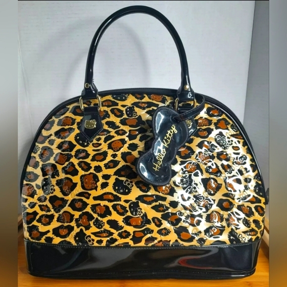 Hello Kitty Loungefly Patent Leather Handbag - Picture 1 of 10